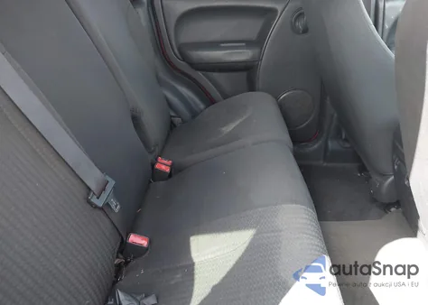 2003 Jeep Liberty Sport z USA, uszkodzony, nr VIN 1J4GL48KX3W677507